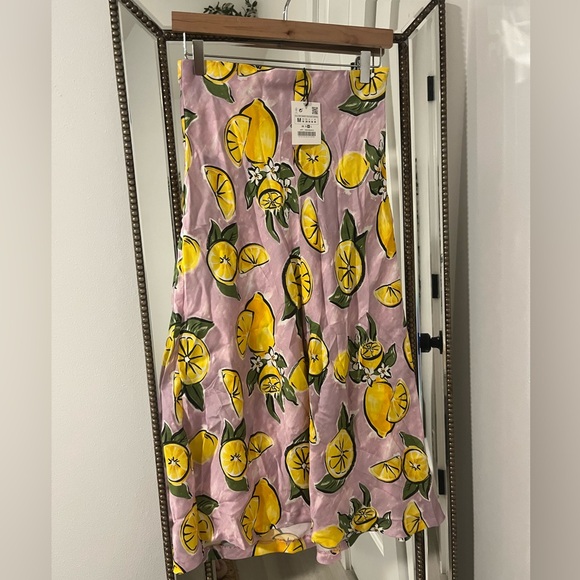 Zara Lemon Skirt - Picture 5 of 7
